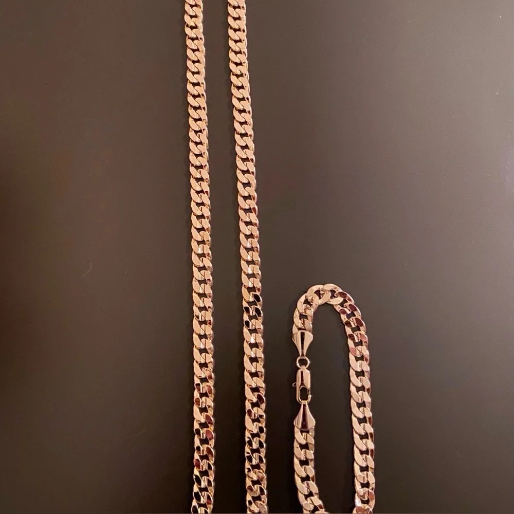 Gold Chain Cuban Link Necklace 24in 10mm and Matching Cuban Link Bracelet 8in - Picture 1 of 7